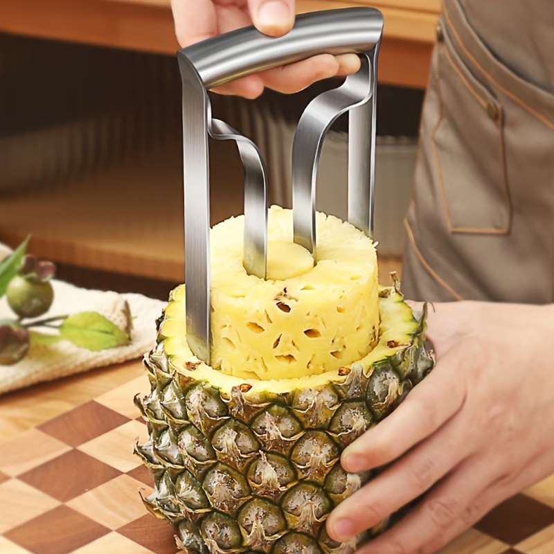 Kitchen Gadgets & Toys - Éplucheur, dénoyauteur et trancheur d'ananas en