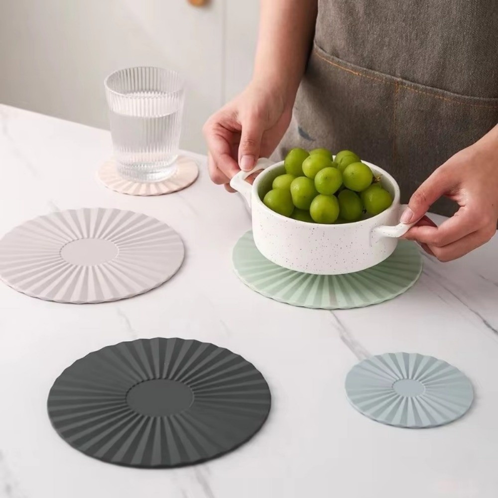 Tapis rond en silicone antidér - Kitchen Gadgets Modern avis et prix