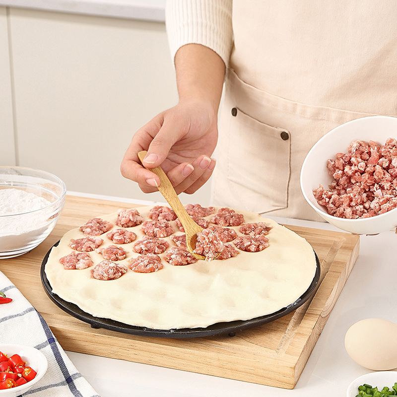 Moule à raviolis en aluminium  - Kitchen Gadgets That Are Useful avis et prix